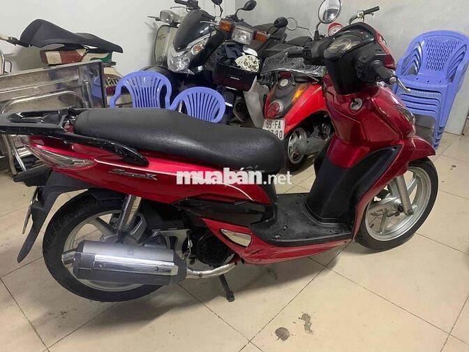 SHK SHK 2010 Đỏ Thể thao