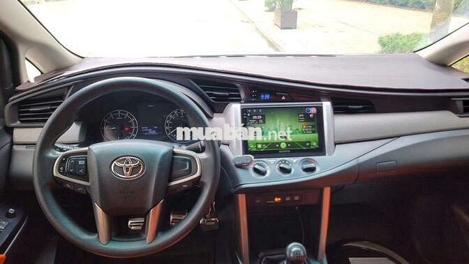 Toyota Innova 2017 Bạc Số sàn