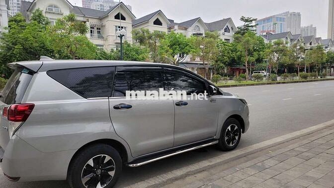 Toyota Innova 2017 Bạc Số sàn