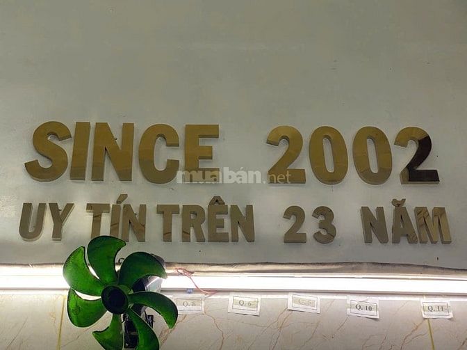 TUYỂN NAM NỮ PHÒNG KINH DOANH LÀM VIỆC TẠI VĂN PHÒNG