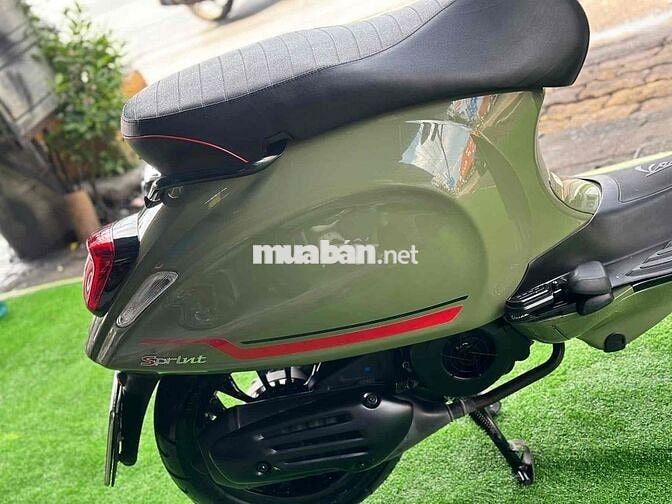 Piaggio Vespa Sprint Xanh rêu