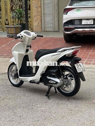 Honda Vision Trắng 12213 km