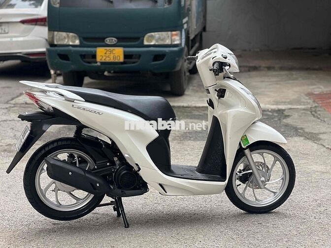 Honda Vision Trắng 12213 km