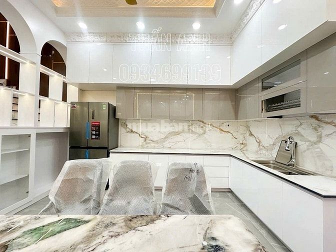 🏡 Bán 2 Căn Nhà Xây Mới Đẹp Tân Cổ Điển, Gara ÔTÔ 🚘 _ Mặt Tiền Đường