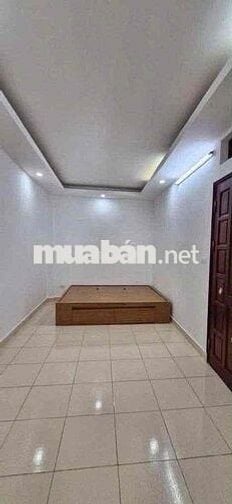Cho thuê nhà ngõ oto Đông Tác- Đống Đa- DT 35m2-4 tầng
