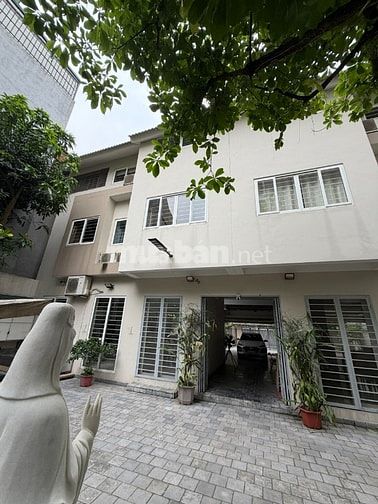 Bán biệt thự 3 tầng ngõ 67 Nguyễn Văn Cừ, Long Biên, DT 289m2, MT 9,5m