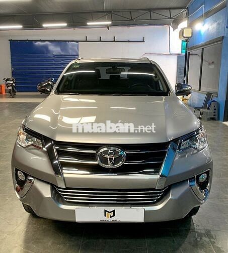 Toyota Fortuner 2018 2.7V Bạc