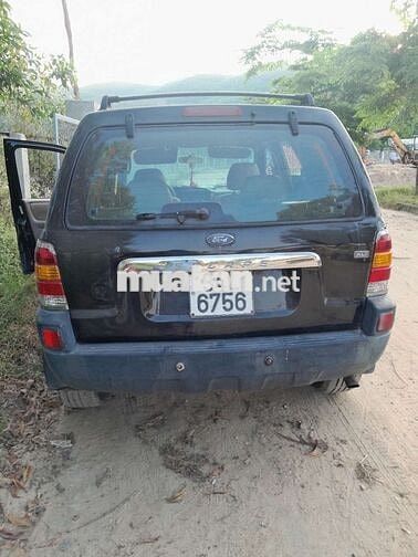 Ford Escape Đen 5 chỗ