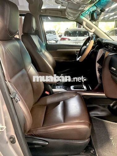 Toyota Fortuner 2018 2.7V Bạc