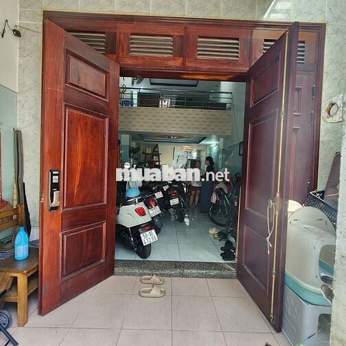 Cho thuê nhà văn cao, 4 tầng, 4 x 18m( DTSD: 288m2), hẻm xe hơi
