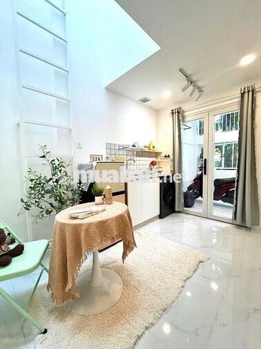 2PN 1WC Nhà mới khai trương ngay trung tâm tiện qua Q4 Q1, KCX