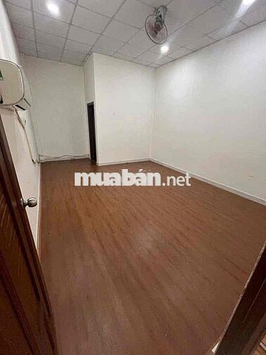 11 Triệu 🏡Cho Thuê Nhà Nguyên Căn Khu cư xá Phú Bình Q11 Dt: 4x16m 1 l