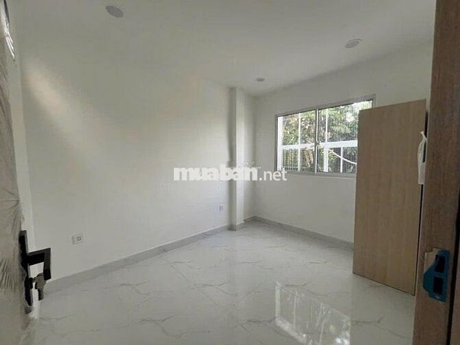 2PN 1WC Nhà mới khai trương ngay trung tâm tiện qua Q4 Q1, KCX