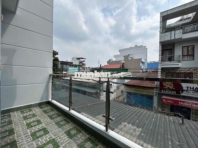 Cho thuê phòng ban công tại Gò Vấp