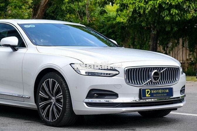 Volvo S90 Trắng 2024 - BDưỡng/BHành free đến 2029