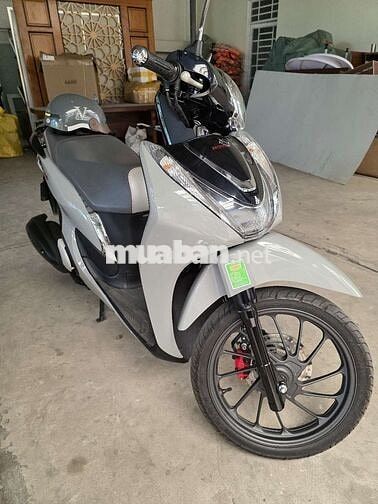 Honda SH Mode 2024 Xám xi măng 3000 km