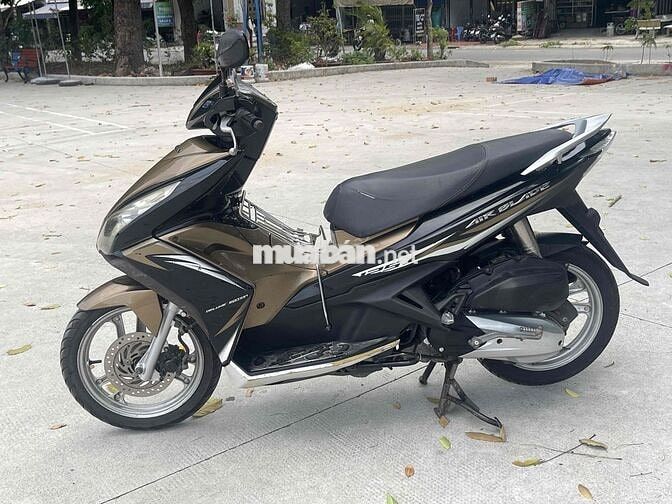 Honda Air Blade 125 Vàng đồng