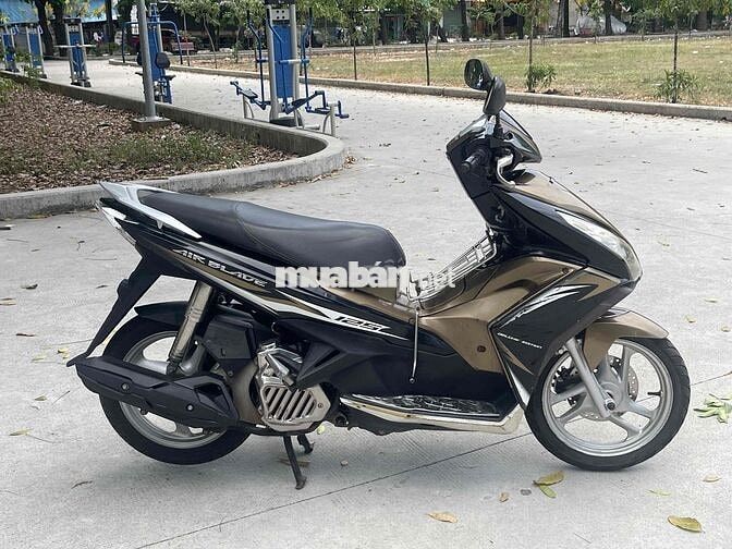 Honda Air Blade 125 Vàng đồng
