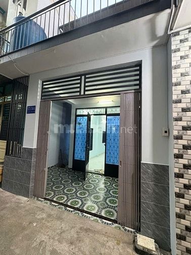 Cần bán nhà đường phạm văn hai 4 x14 đúc 1 tấm giá 