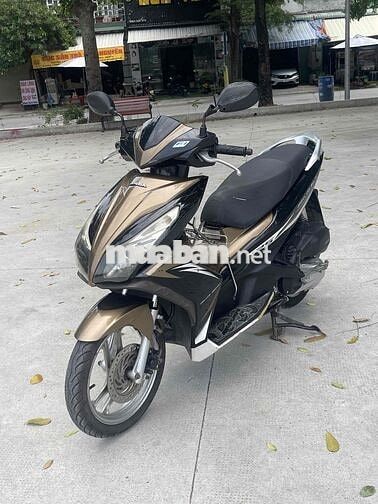 Honda Air Blade 125 Vàng đồng