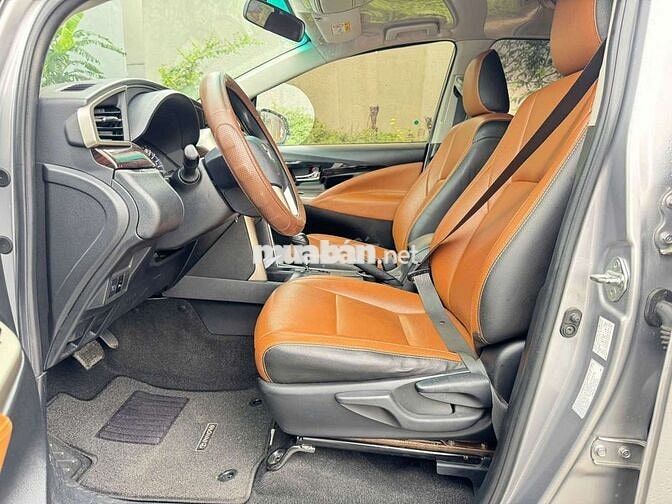 Toyota Innova G 2017 Bạc