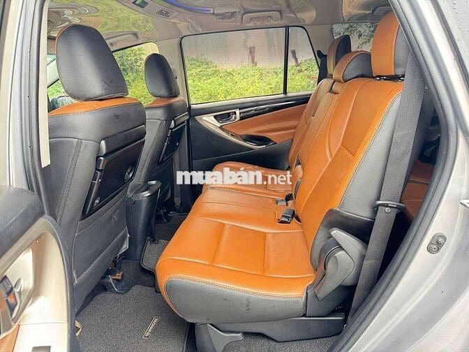 Toyota Innova G 2017 Bạc