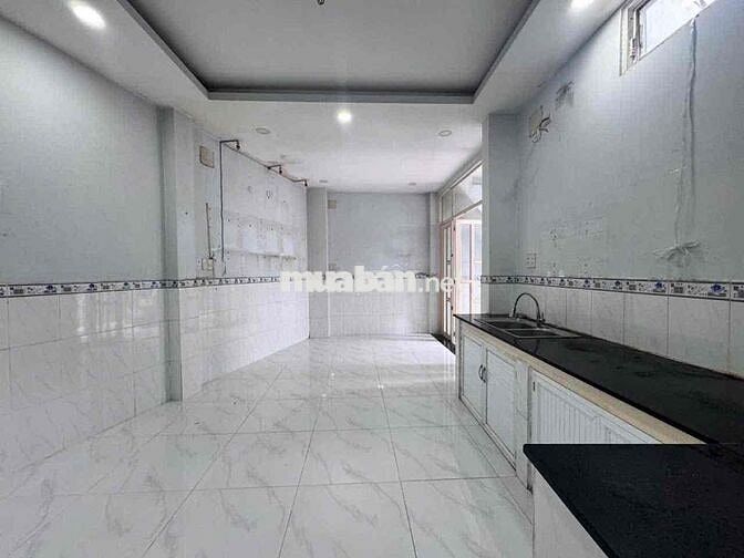 Giá: 5Tỷ500  – 50M² – 4PN 📍 Bình Thạnh – thông Hoàng Hoa Thám  • Diện