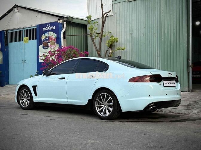 Jaguar XF 2014 2.0 AT - chuẩn đẹp