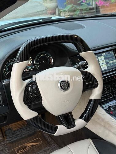 Jaguar XF 2014 2.0 AT - chuẩn đẹp