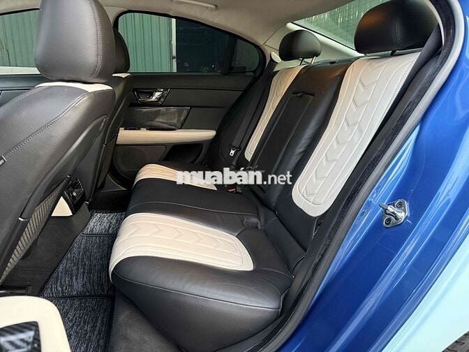 Jaguar XF 2014 2.0 AT - chuẩn đẹp