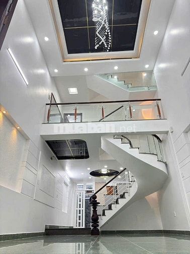 Bán Nhà 5 Tầng Mặt Tiền Đường Huỳnh Tấn Phát _ Vị Trí Đẹp Đắc Địa