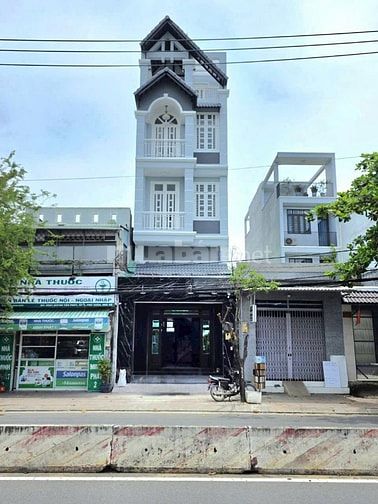 Bán Nhà 5 Tầng Mặt Tiền Đường Huỳnh Tấn Phát _ Vị Trí Đẹp Đắc Địa