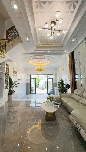 Bán Nhà 4 Tầng Sân Thượng _ DTSD 5M X 20M _ MT Đường 12m Kinh Doanh