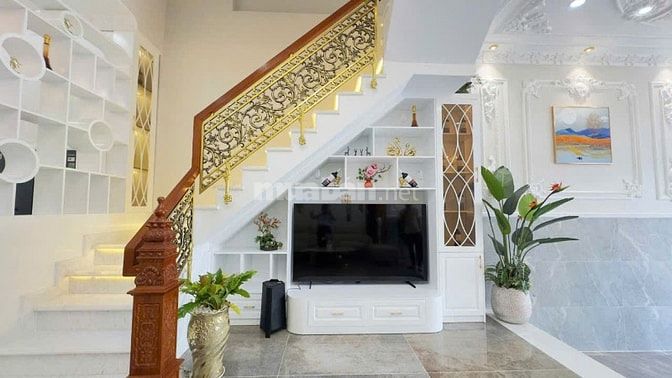 Bán Nhà 4 Tầng Sân Thượng _ DTSD 5M X 20M _ MT Đường 12m Kinh Doanh