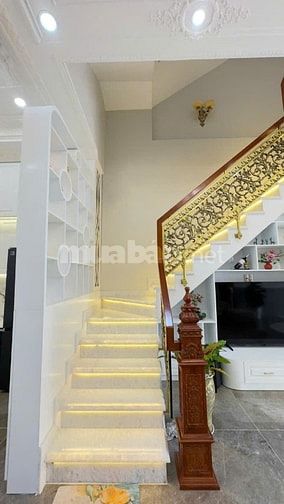 Bán Nhà 4 Tầng Sân Thượng _ DTSD 5M X 20M _ MT Đường 12m Kinh Doanh