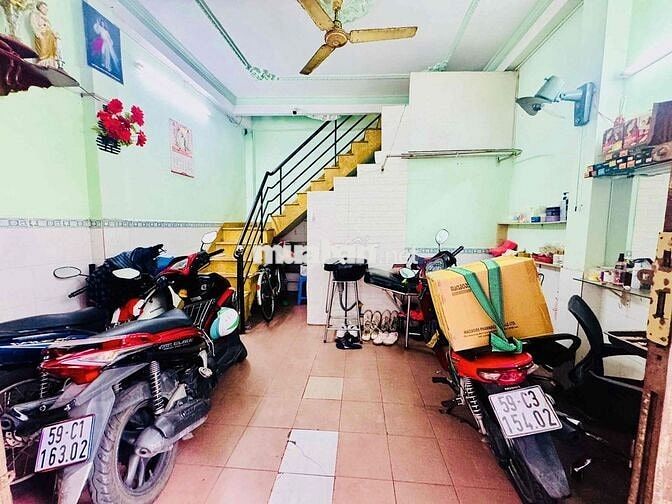 BÁN NHÀ HẺM HIỆP NHẤT , P4 , TÂN BÌNH 💰 3tỷ 880 TL💰