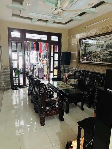 Nhà mặt tiền Nguyễn Thị Kiêu - Lê Thị Rêng, Góc Ngã Tư đẹp