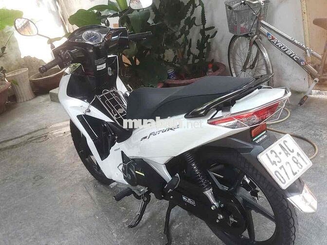 Honda Future Trắng 4386 km