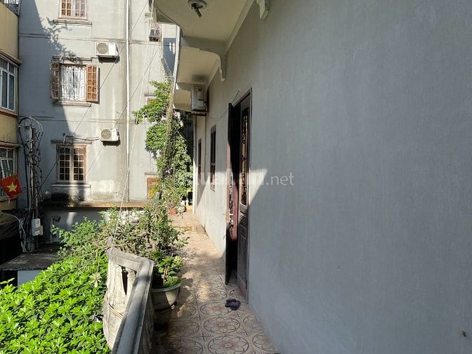 Cho thuê nhà nguyên căn 4 tầng đường Giải Phóng
