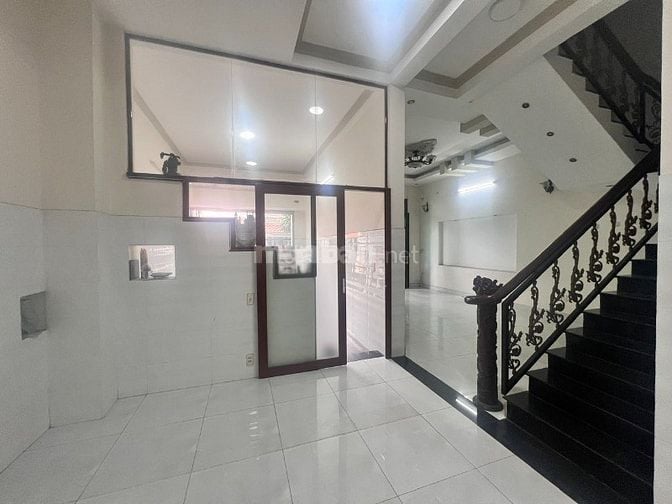 Biệt thự 1/ Lê Văn Khương, 8 x 20m, giá: 13.5 tỷ