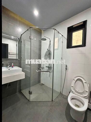 NHÀ 3 TẦNG 6PN MT PHAN THÚC DUYỆN