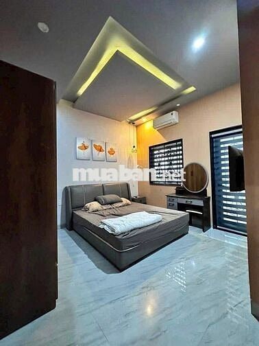 NHÀ 3 TẦNG 6PN MT PHAN THÚC DUYỆN