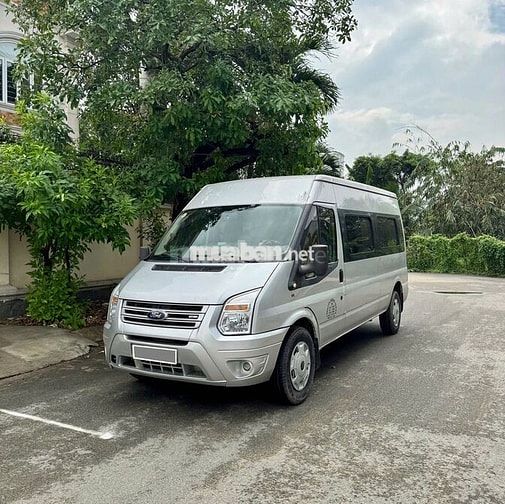 Ford Transit MT dầu 2016 tải van 6 chổ 900kg