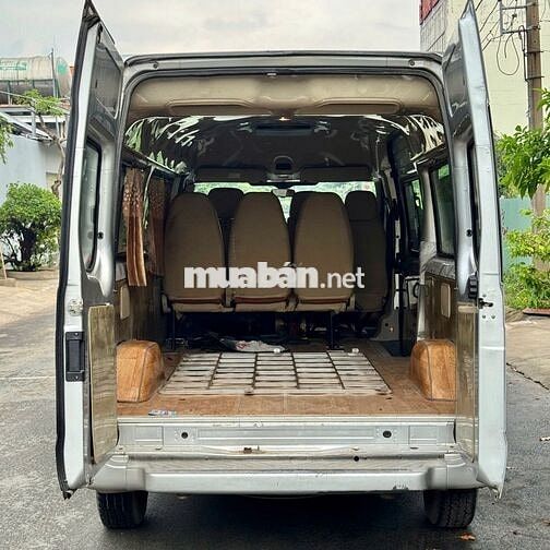 Ford Transit MT dầu 2016 tải van 6 chổ 900kg