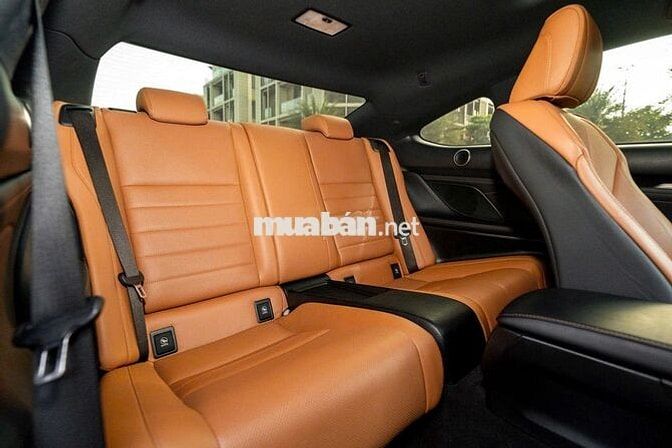 Lexus RC300T Model 2020 - 64.000 km