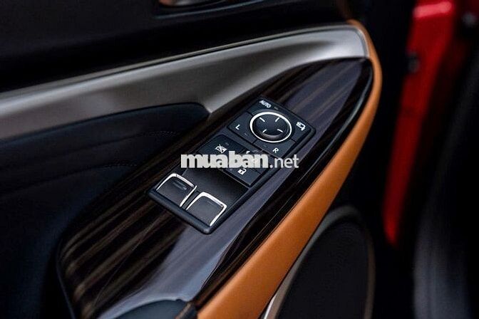 Lexus RC300T Model 2020 - 64.000 km