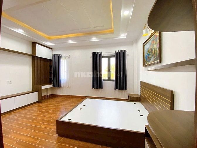 Bán Nhà 4 Tầng Sân Thượng _ Có Thang Máy _ DT 5m x 17 KDC Anh Tuấn
