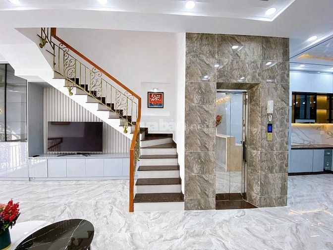 Bán Nhà 4 Tầng Sân Thượng _ Có Thang Máy _ DT 5m x 17 KDC Anh Tuấn