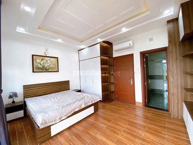 Bán Nhà 4 Tầng Sân Thượng _ Có Thang Máy _ DT 5m x 17 KDC Anh Tuấn