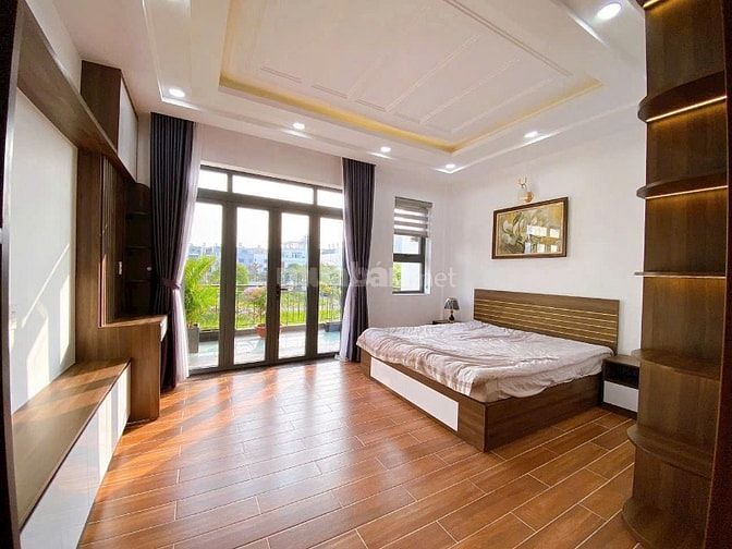 Bán Nhà 4 Tầng Sân Thượng _ Có Thang Máy _ DT 5m x 17 KDC Anh Tuấn